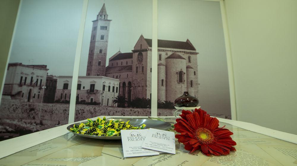 B&B Palazzo Paciotti Trani Esterno foto